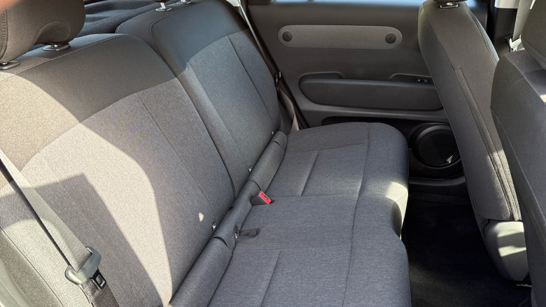 Hyundai INSTER 85kW 01 49kWh 5dr Auto Electric Hatchback